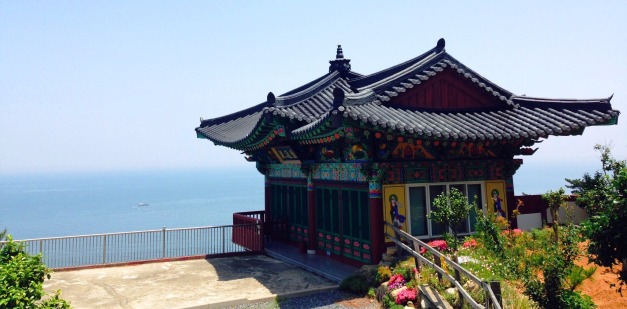 Yongwolsa Temple on Dolsan Coastal Trek